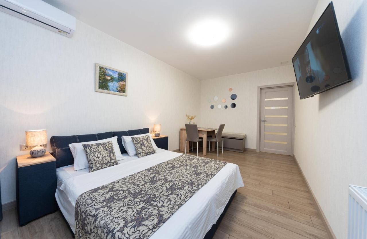 Apartments Riviera Киев Экстерьер фото
